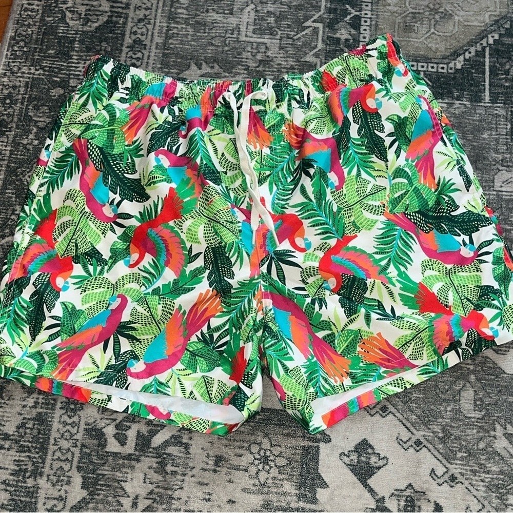 Old Navy men’s tropical print swim trunks size L